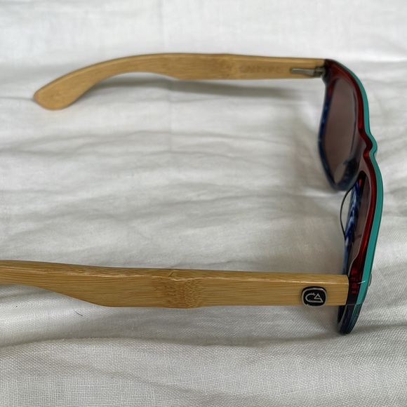 Venice Beach CaliSons turquoise and bamboo Sun glasses - Picture 8 of 9